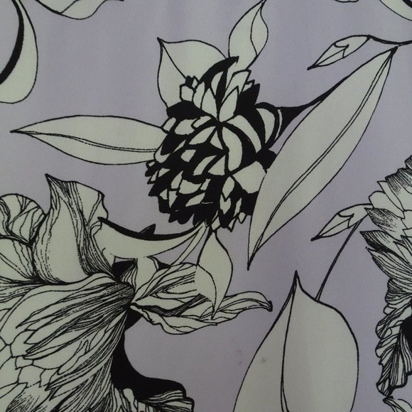 Apt. 9 Size M Lavender/Black Floral Long Sleeve Blouse-Lined-100% Polyester - Picture 3 of 9